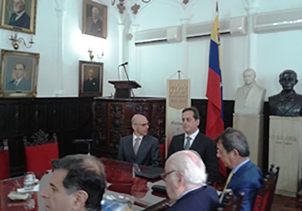 El 21 de junio fue la presentación de las obras de los doctores José Gregorio Torrealba R. y César Carballo Mena