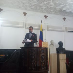El 18 de octubre fue el acto de presentación del libro «Sobre falacias, justicia constitucional y Derecho tributario», del profesor Serviliano Abache Carvajal