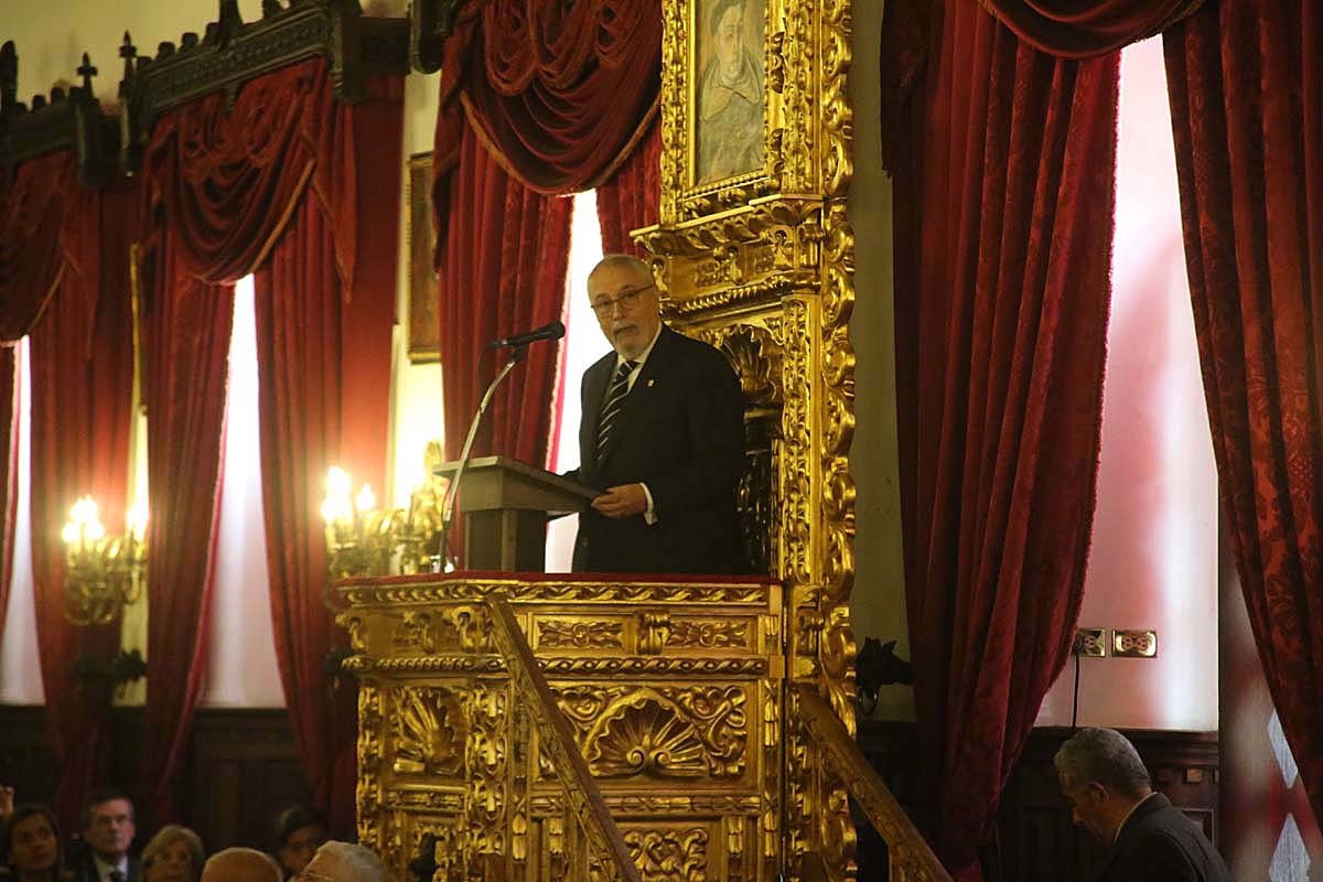 El 06 de diciembre de 2018 se realizó en Sesión Solemne el Acto de Incorporación del Dr. Ramón Guillermo Aveledo. Sillón N° 15