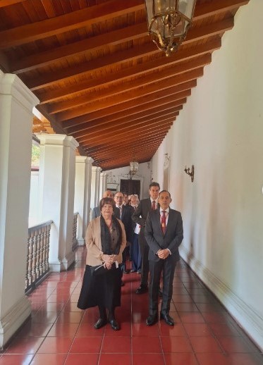 En imágenes la Sesión Solemne de la Celebración en Conmemoración del 110° Aniversario de la Academia de Ciencias Políticas y Sociales. Paraninfo, Palacio de las Academias. 16 de junio de 2025