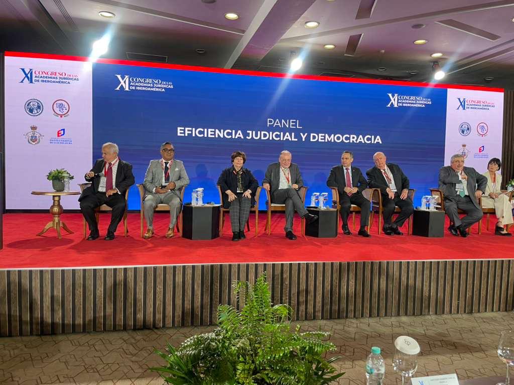 XI Congreso de las Academias Jurídicas de Iberoamérica. Intervención de la Académica Cecilia Sosa Gómez. Primer Panel / Eficiencia Judicial y Democracia  Viernes 24 / 10:30 am – 12:30 am