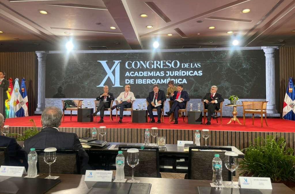 XI Congreso de las Academias Jurídicas de Iberoamérica. Intervención del Académico Humberto Romero-Muci. Panel/ Inteligencia Artificial y Abogacía. Sábado 25